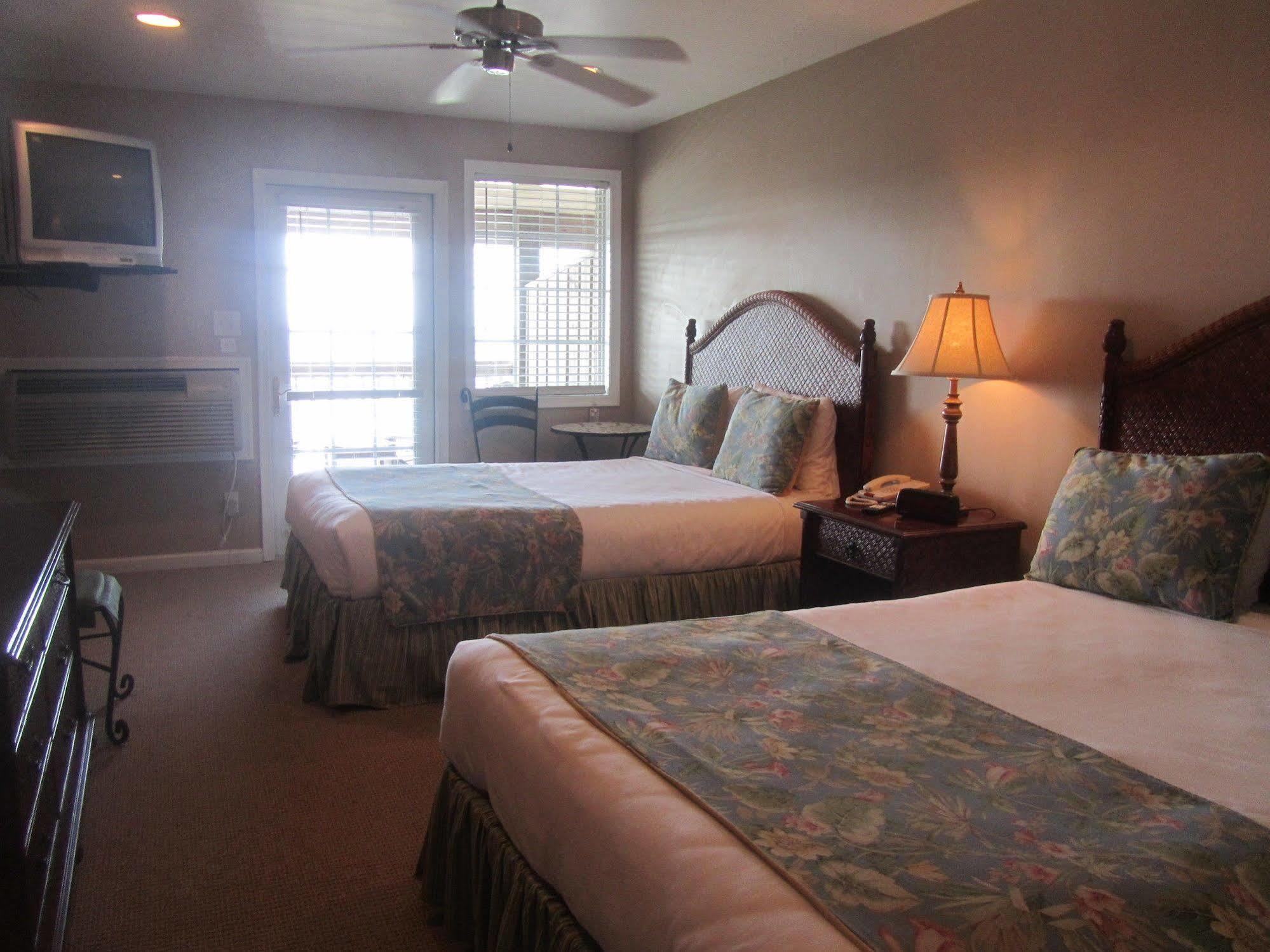Breakwater Inn Hatteras Kültér fotó