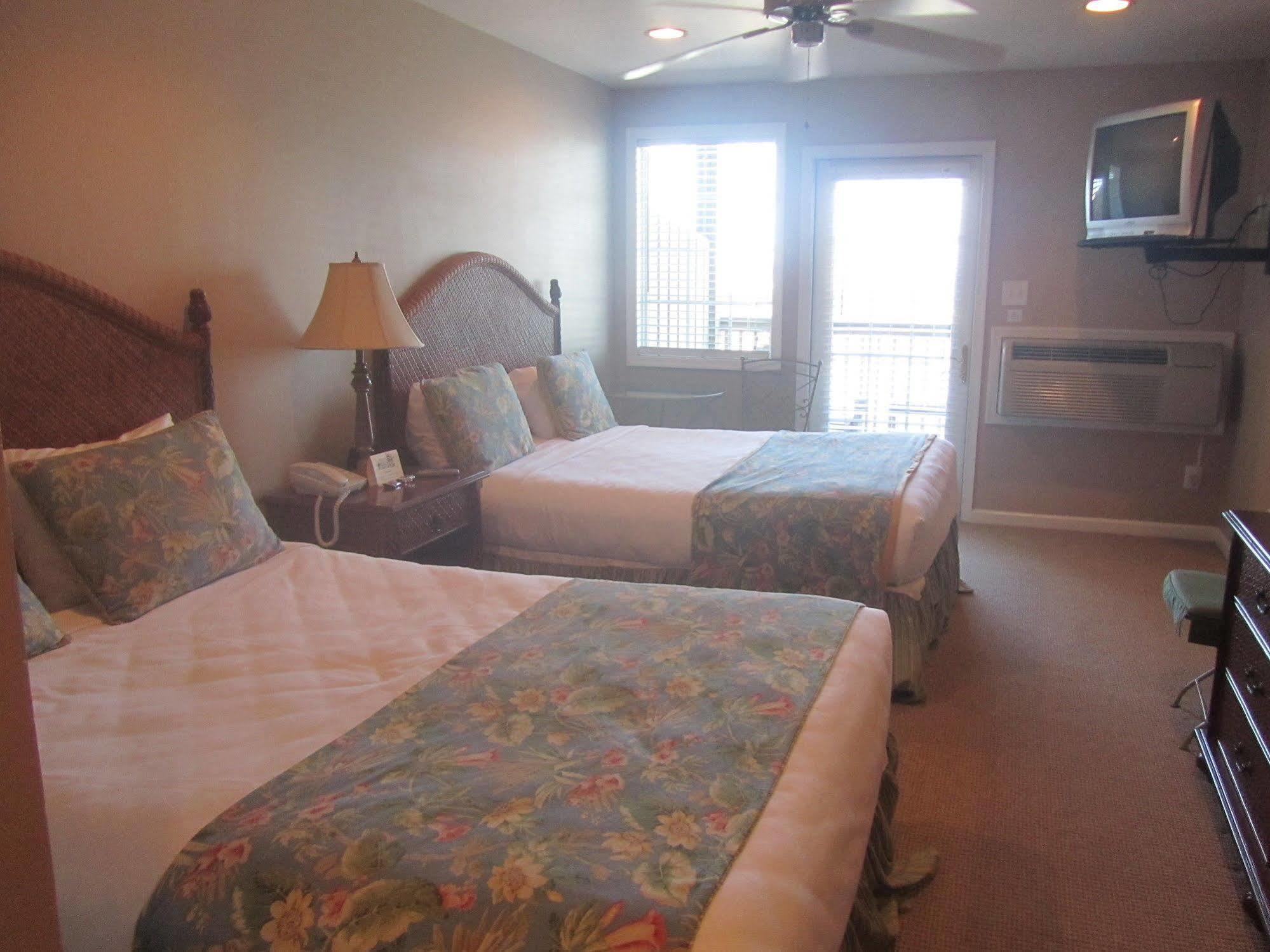 Breakwater Inn Hatteras Kültér fotó
